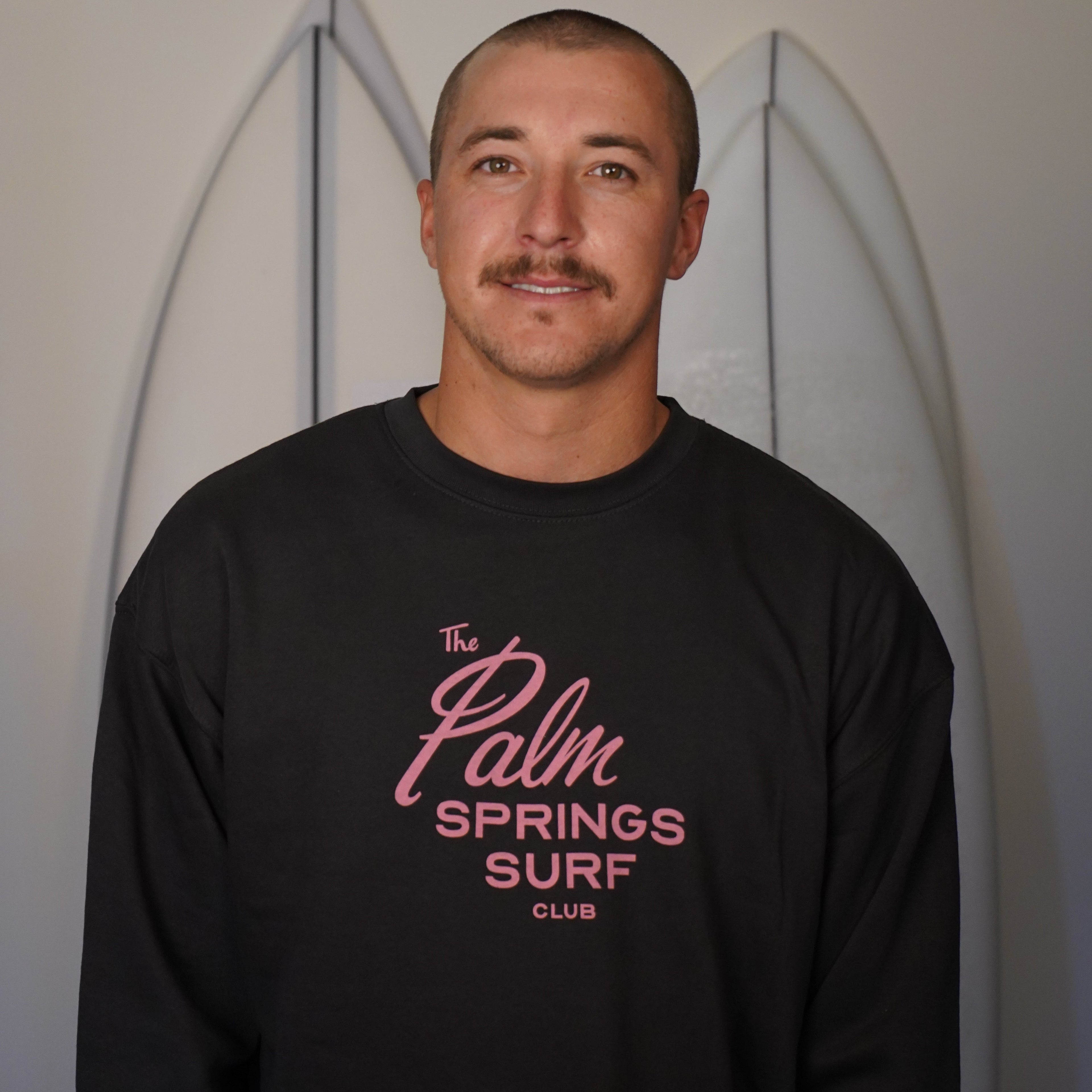 RETRO SCRIPT FRONT LOGO CREW