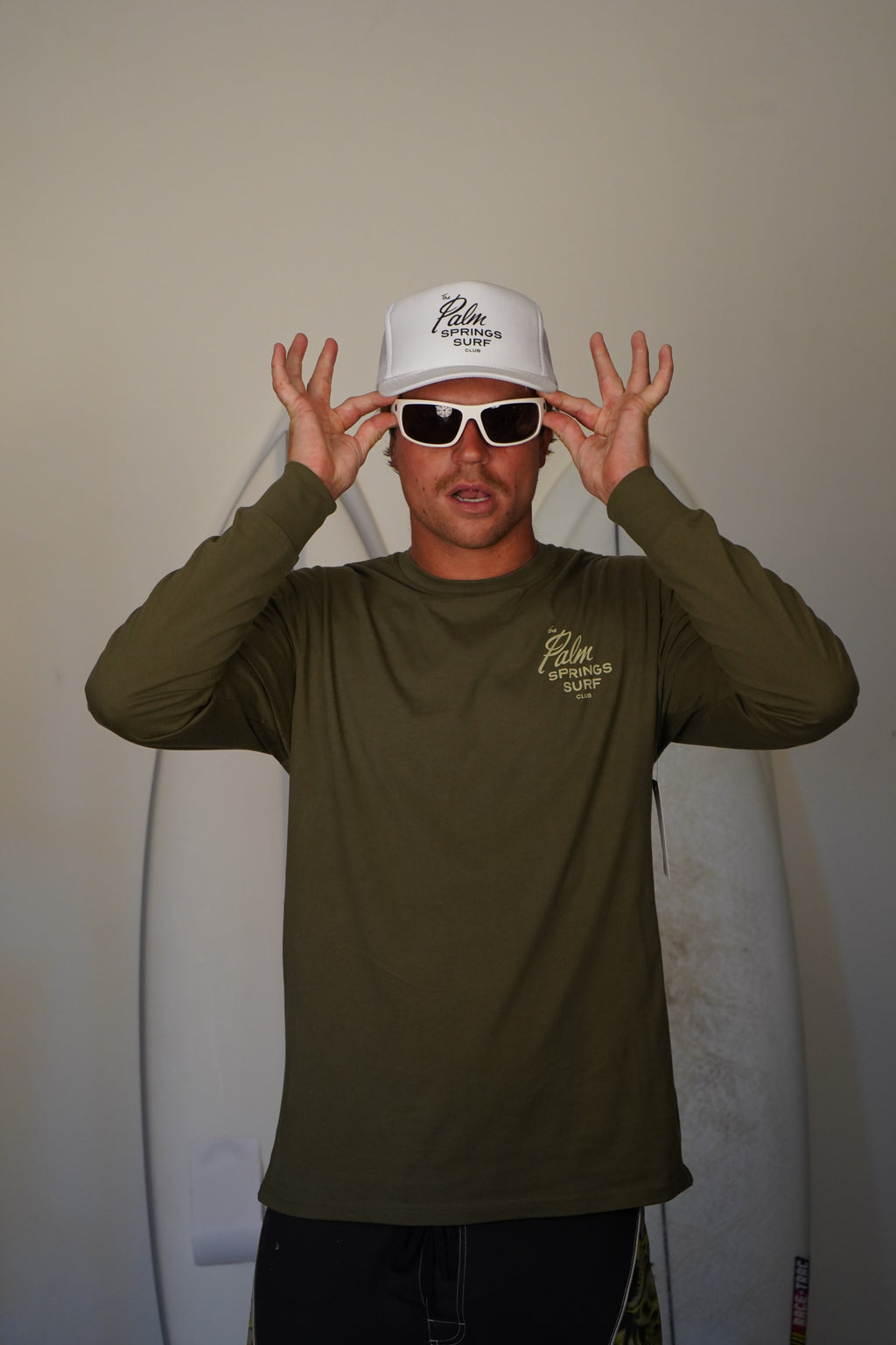 RETRO SCRIPT POCKET LOGO LS