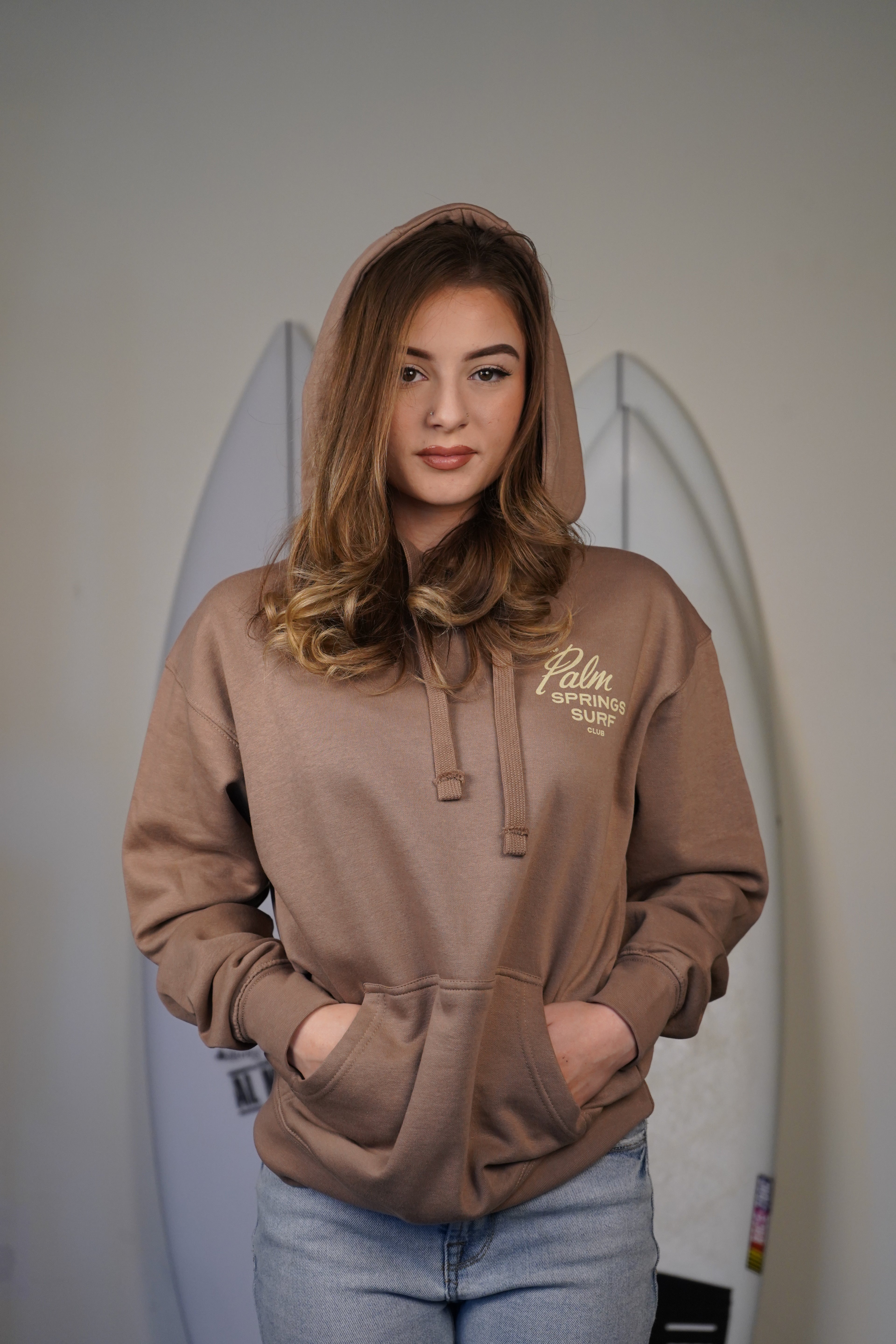 RETRO SCRIPT POCKET LOGO HOODIE