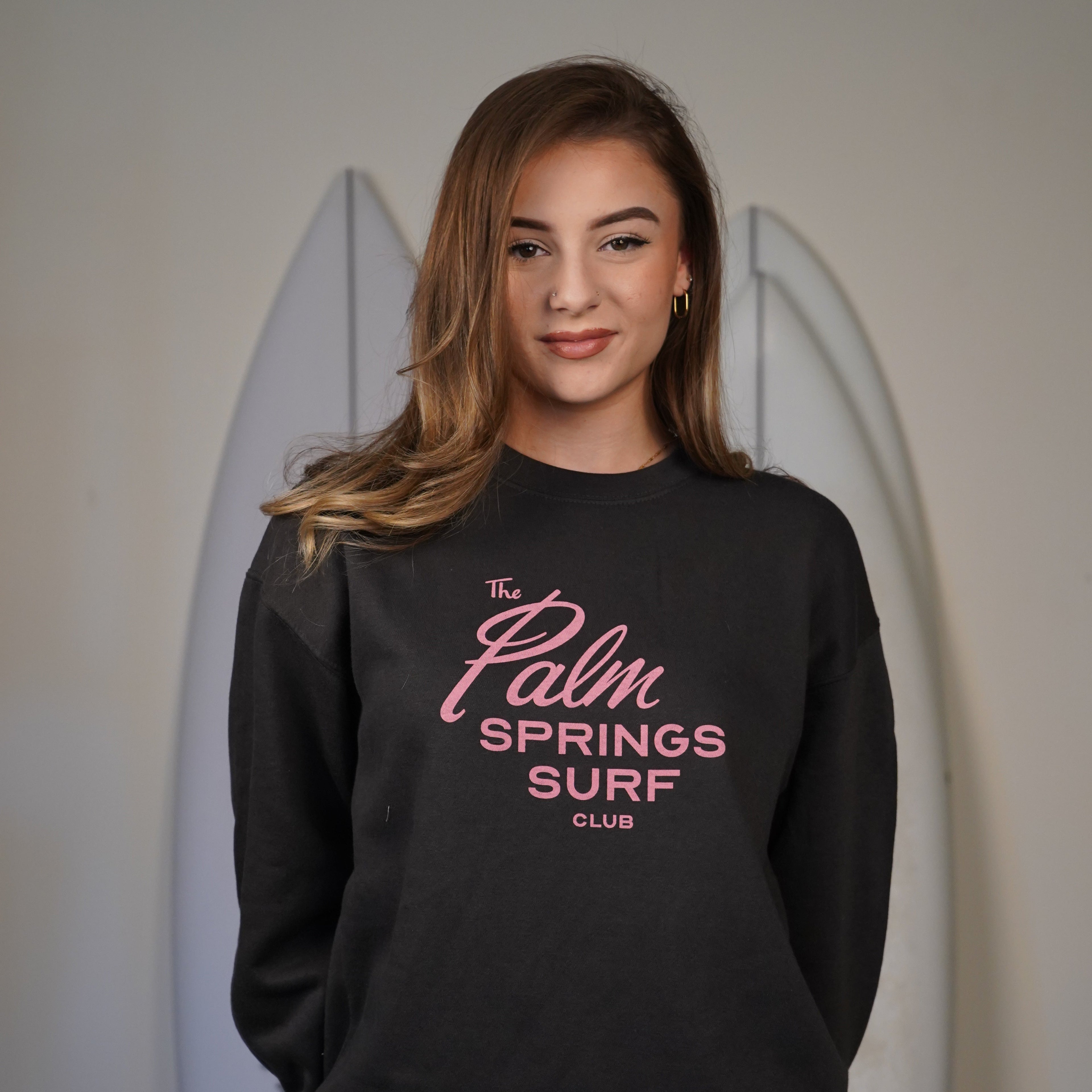 RETRO SCRIPT FRONT LOGO CREW